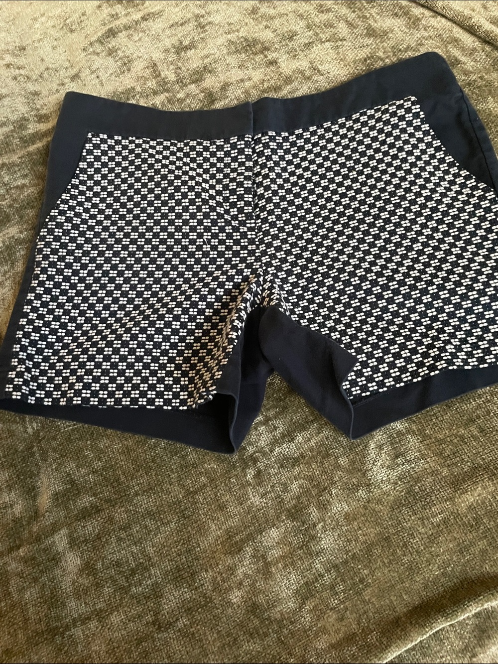 Kenar Navy & White High-Waist Knit Pattern Shorts